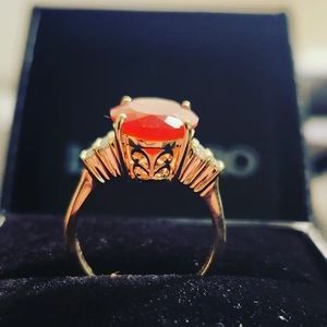 3.60 ctw Crimson Opal on 14K Solid Gold Ring with 0.1 ctw side Diamonds - size 6